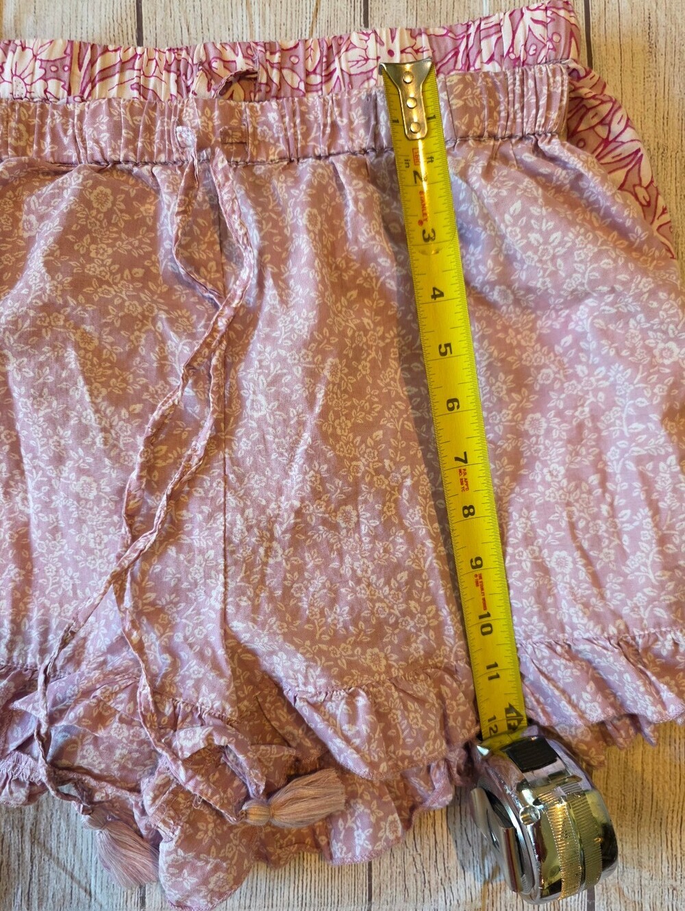 Rachel Ashwell Size Medium Lot of 2 Floral Ruffle 100% Cotton Lounge Shorts - Picture 8 of 8